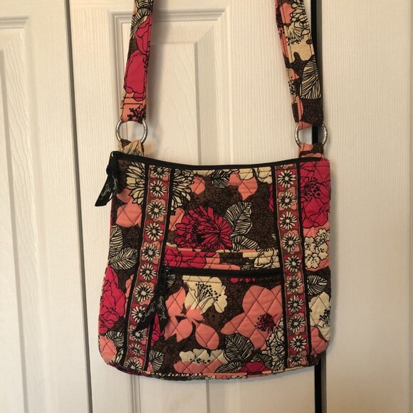 EVERYTHING MUST GO!! vera bradley cross body mocha rouge - Picture 3 of 7
